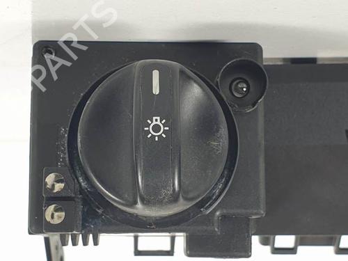 Used Headlight switch MERCEDES-BENZ CLK (C208) CLK 320 (208.365) (218 hp) 12369257