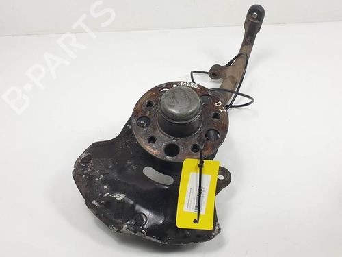Used Left front steering knuckle Left front steering knuckle MERCEDES-BENZ S-CLASS (W221, V221) S 320 CDI (221.022, 221.122) (235 hp) 12554809 12554809