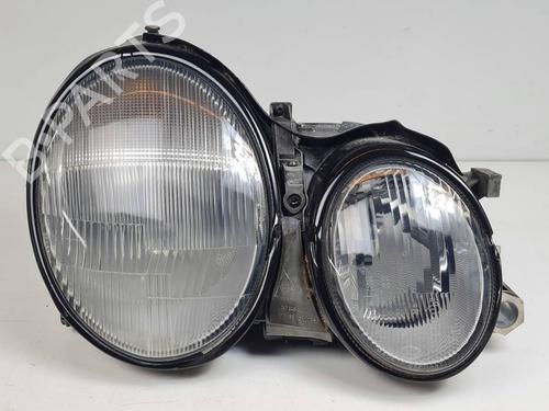 Used Right headlight Right headlight MERCEDES-BENZ CLK (C208) CLK 230 Kompressor (208.347) (193 hp) 31163366 31163366