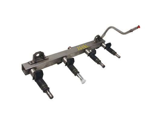 Used Injection rail Injection rail 38589000 38589000