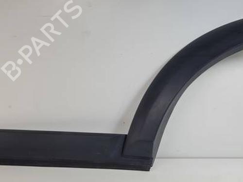 Used Rear left wheel arch trim LAND ROVER DISCOVERY III (L319) 2.7 TD 4x4 (190 hp) 31240450