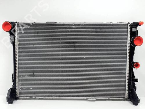 Used Water radiator Water radiator MERCEDES-BENZ E-CLASS (W212) E 220 CDI / BlueTEC (212.001, 212.002) (170 hp) 18889403 18889403