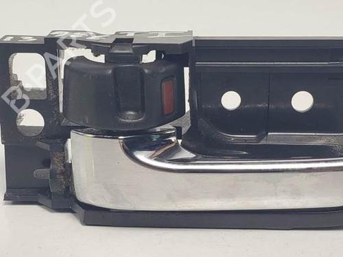 Used Rear left interior door handle TOYOTA COROLLA (_E12_) 1.4 VVT-i (ZZE120_, ZZE120R) (97 hp) 19252360