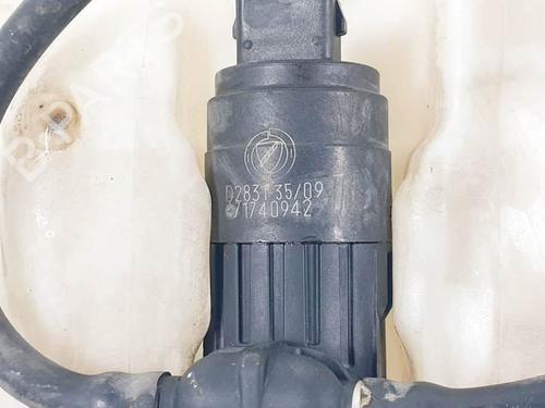 Windscreen washer tank FIAT CROMA (194_) 1.9 D Multijet (194AXC1B, 194AXC12) | BP17164962C113 