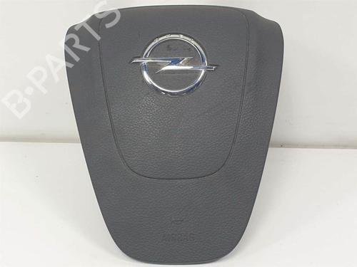 driver-airbag-opel-ampera-r12-ev-150-2011-2012-2013-2014-2015-11349471 main image