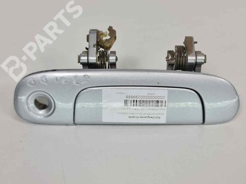 Używane Klamka zewnętrzna drzwi przednich prawych MAZDA PREMACY (CP) 2.0 TD (101 hp) 7053798