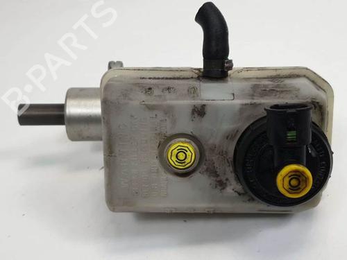 Brake master cylinder RENAULT ESPACE III (JE0_) 2.2 dCi (JE0K) | BP6851114M77 