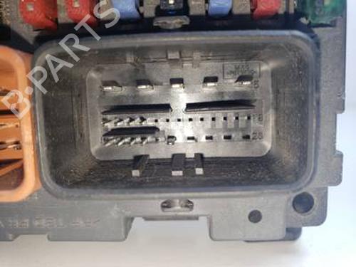 Fuse box PEUGEOT 407 (6D_) 2.0 HDi 135 (6DRHRH, 6DRHRE, 6DRHRG, 6DRHRJ) | BP30694303E1 
