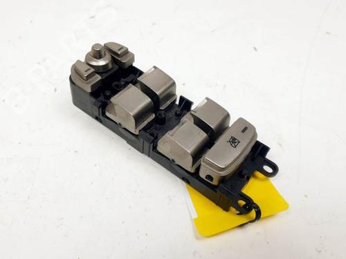 Used Left front window switch JAGUAR XF I (X250) 2.7 D (207 hp) 16579382