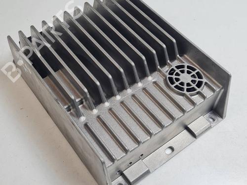 Used Electronic module Electronic module MERCEDES-BENZ C-CLASS (W204) C 250 CDI (204.003) (204 hp) 30525299 30525299