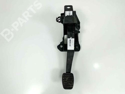 Used Clutch pedal Clutch pedal DACIA SANDERO II TCe 90 (B8M1, B8MA, B8AC) (90 hp) 8764578 8764578