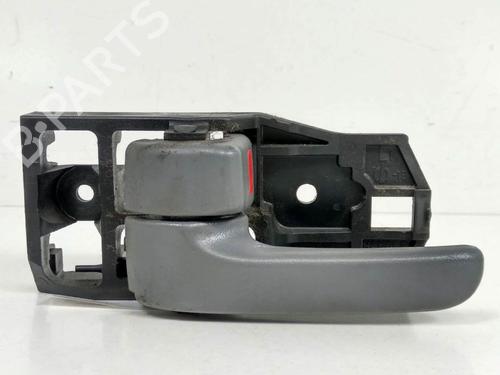 Used Front left interior door handle Front left interior door handle TOYOTA RAV 4 II (_A2_) 2.0 D 4WD (CLA20_, CLA21_, CLA20R, CLA21R) (116 hp) 7283142 7283142