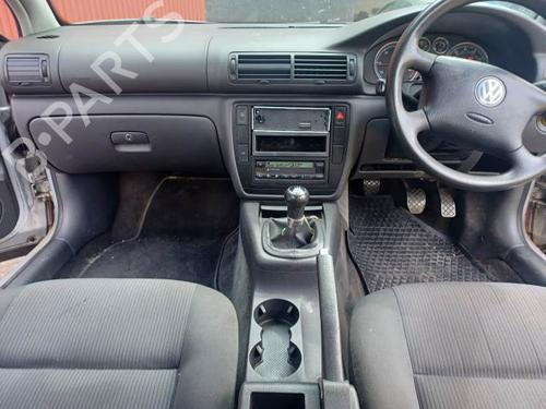 Centralita motor VW PASSAT B5.5 Variant (3B6) 1.9 TDI | BP10062679M57 