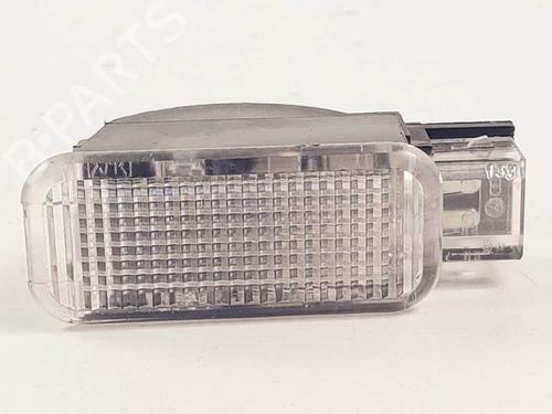 Used Interior roof light AUDI A4 B8 (8K2) [2007-2017]  18155035