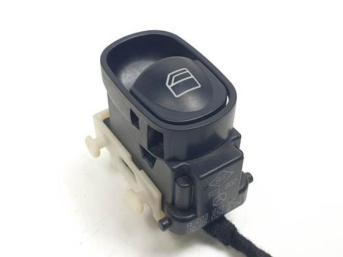 Used Right front window switch MERCEDES-BENZ C-CLASS (W203) C 270 CDI (203.016) (170 hp) 29172677