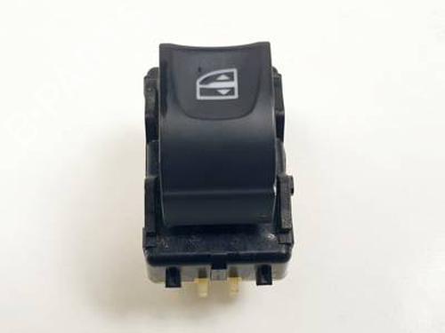 Used Right rear window switch DACIA DUSTER (HS_) 1.5 dCi (109 hp) 30633299
