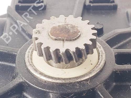 Sunroof engine NISSAN PATHFINDER III (R51) 2.5 dCi | BP17971176M60 