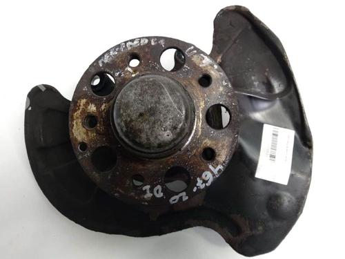 Used Left front steering knuckle Left front steering knuckle MERCEDES-BENZ C-CLASS T-Model (S203) C 180 Kompressor (203.246) (143 hp) 6892639 6892639