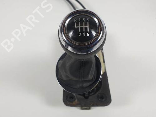 Used Gear lever MINI MINI (R56) One (95 hp) 13231860