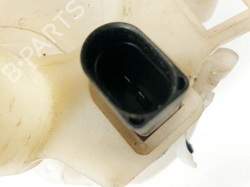 Windscreen washer tank MERCEDES-BENZ CLS (C219) CLS 320 CDI (219.322) | BP15400897C113 