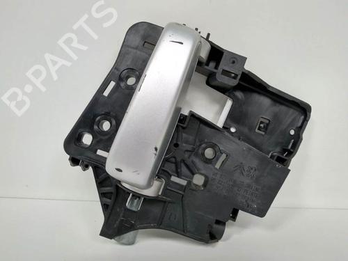 Used Front right interior door handle Front right interior door handle CITROËN BERLINGO Box Body/MPV (B9) 1.6 HDi 90 4x4 (90 hp) 8731462 8731462