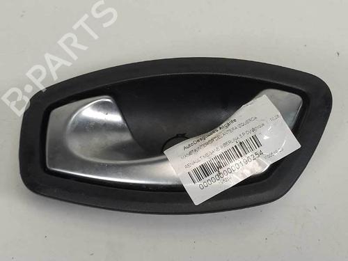 Used Front left interior door handle Front left interior door handle RENAULT MEGANE III Hatchback (BZ0/1_, B3_) 1.5 dCi (106 hp) 6852605 6852605
