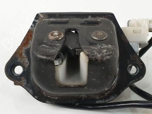 Used Tailgate lock NISSAN PRIMERA Traveller (WP11) 1.8 16V (114 hp) 6943817