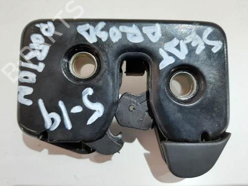 Used Tailgate lock SEAT AROSA (6H1) 1.0 (50 hp) 6862404