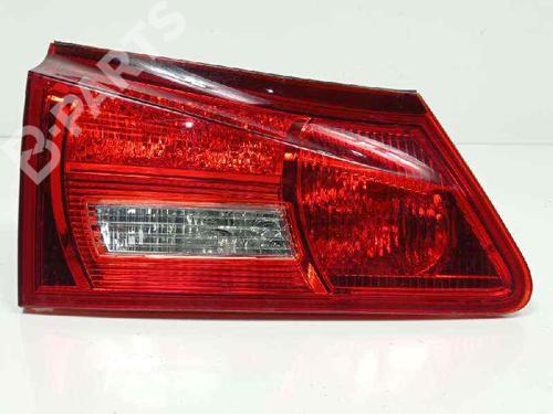 left-tailgate-light-lexus-is-ii-_e2_-220d-ale20-2005-2006-2007-2008-2009-2010-2011-2012-2013-8183811 main image