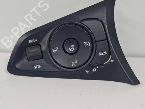 steering-wheel-controls-opel-corsa-f-p2jo-2019-40175927 main image