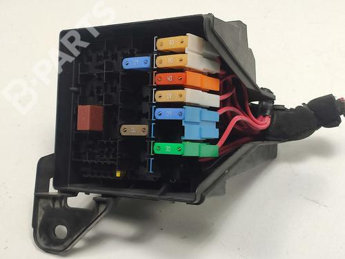 Used Fuse box Fuse box RENAULT LAGUNA III (BT0/1) 1.5 dCi (BT00, BT0A, BT0T, BT1J) (110 hp) 9536737 9536737