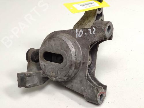 Used Engine mount Engine mount ALFA ROMEO GIULIETTA (940_) 1.4 TB (940FXB1A, 940FXB11) (170 hp) 8948726 8948726