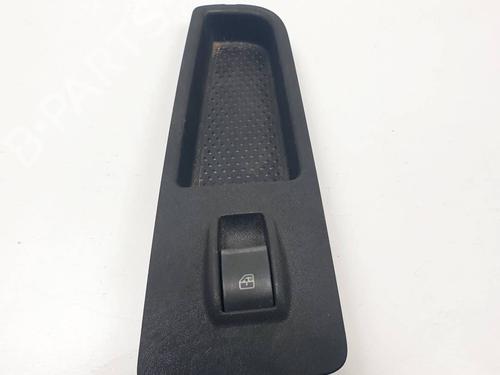 Used Right front window switch Right front window switch FIAT BRAVO II (198_) 1.9 D Multijet (198AXC1B) (150 hp) 31033754 31033754