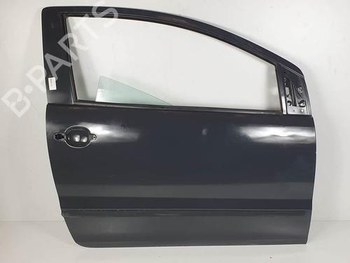 Used Right front door Right front door 18009627 18009627