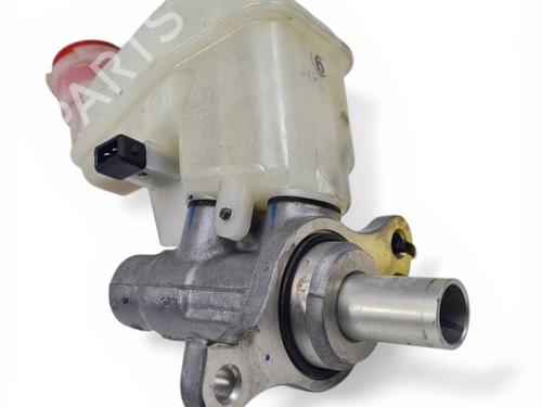 Used Brake master cylinder Brake master cylinder 37669005 37669005