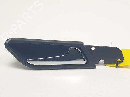 Used Front right interior door handle Front right interior door handle MERCEDES-BENZ A-CLASS (W169) A 150 (169.031, 169.331) (95 hp) 34511400 34511400