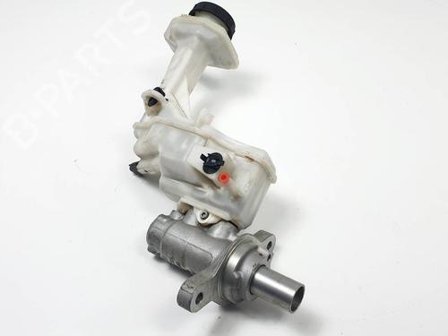 brake-master-cylinder-nissan-qashqai-ii-j11-j11_-2013-24931179 main image
