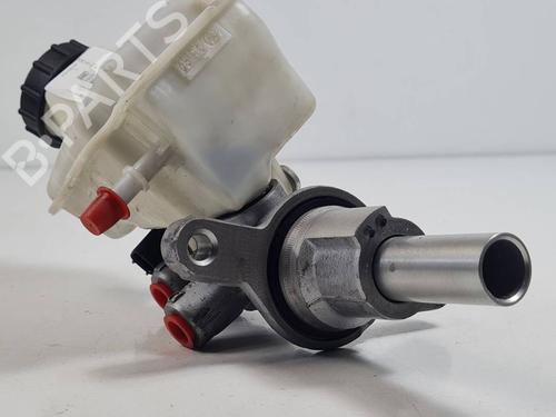 Used Brake master cylinder Brake master cylinder 37484457 37484457
