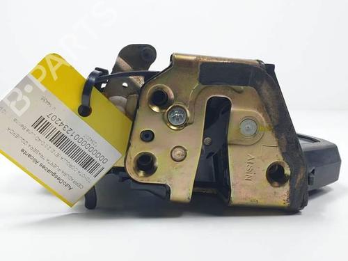 Rear left lock TOYOTA COROLLA (_E12_) 2.0 D-4D (CDE120R, CDE120L_) | BP18117094C100 