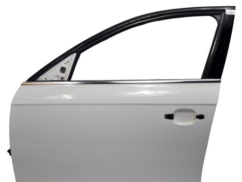 Used Left front door Left front door AUDI A4 B8 (8K2) 2.0 TDI (143 hp) 36374861 36374861