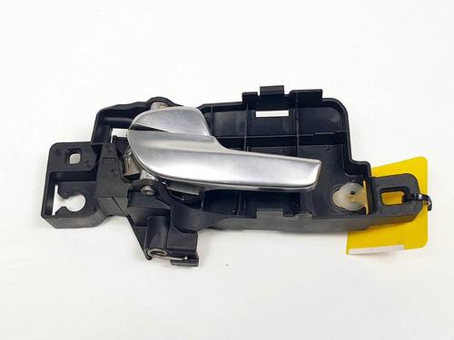 Used Front left interior door handle Front left interior door handle FORD MONDEO IV Turnier (BA7) 2.0 TDCi (140 hp) 16646402 16646402