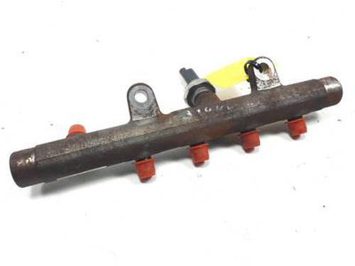 Used Injection rail RENAULT SCÉNIC II (JM0/1_) 1.5 dCi (JM1E, JM16) (106 hp) 30278620