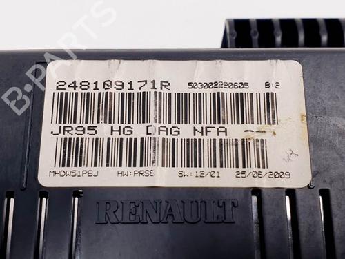 Instrument cluster RENAULT SCÉNIC III (JZ0/1_) 1.5 dCi | BP25140157C47