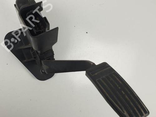 Used Pedal FORD TRANSIT Van (FA_ _) 2.4 DI RWD (FAA_, FAB_, FAC_, FAD_) (120 hp) 24138519