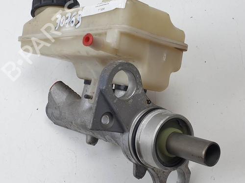 brake-master-cylinder-renault-scenic-ii-jm01_-2003-2004-2005-2006-2007-2008-2009-2010-26704399 main image