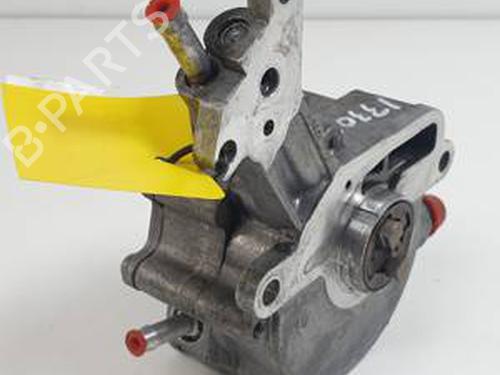 Used Vacuum pump SKODA ROOMSTER (5J7) 1.4 TDI (80 hp) 30450641