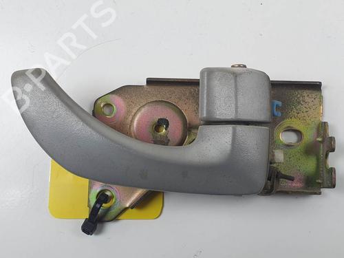 Used Front right interior door handle Front right interior door handle KIA SORENTO I (JC) 2.4 (139 hp) 25887802 25887802