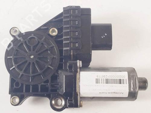 Used Right front window motor Right front window motor FORD MONDEO III (B5Y) 2.0 16V (146 hp) 18025985 18025985
