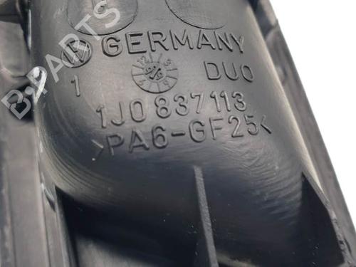 Venstre fortil invendig håndtag VW GOLF IV (1J1) 1.4 16V | BP25155293I13 
