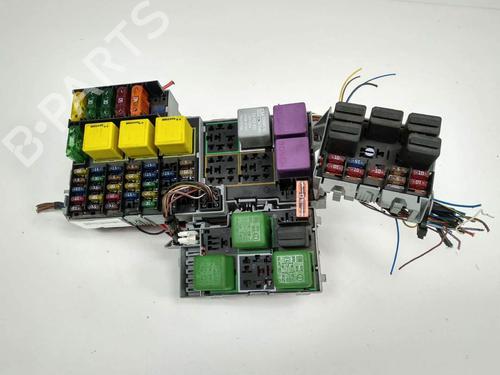 Used Fuse box Fuse box OPEL TIGRA TwinTop (X04) 1.4 (R97) (90 hp) 8049474 8049474